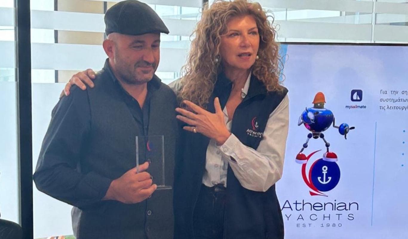 Με μεγάλη χαρά και τιμή αποδεχόμαστε τη βράβευση των Athenian Yachts για την εξαιρετική απόδοση των δύο βάσεών μας, στην Κεραμωτή και στον Βόλο, αναγνωρίζοντας την αφοσίωση και τις υψηλές προδιαγραφές ποιότητας στους τομείς διαχείρισης ναυλωτών, επίλυσης προβλημάτων και ανάπτυξης τεχνογνωσίας.