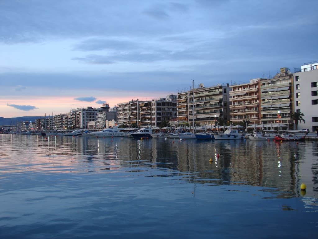 Volos Port