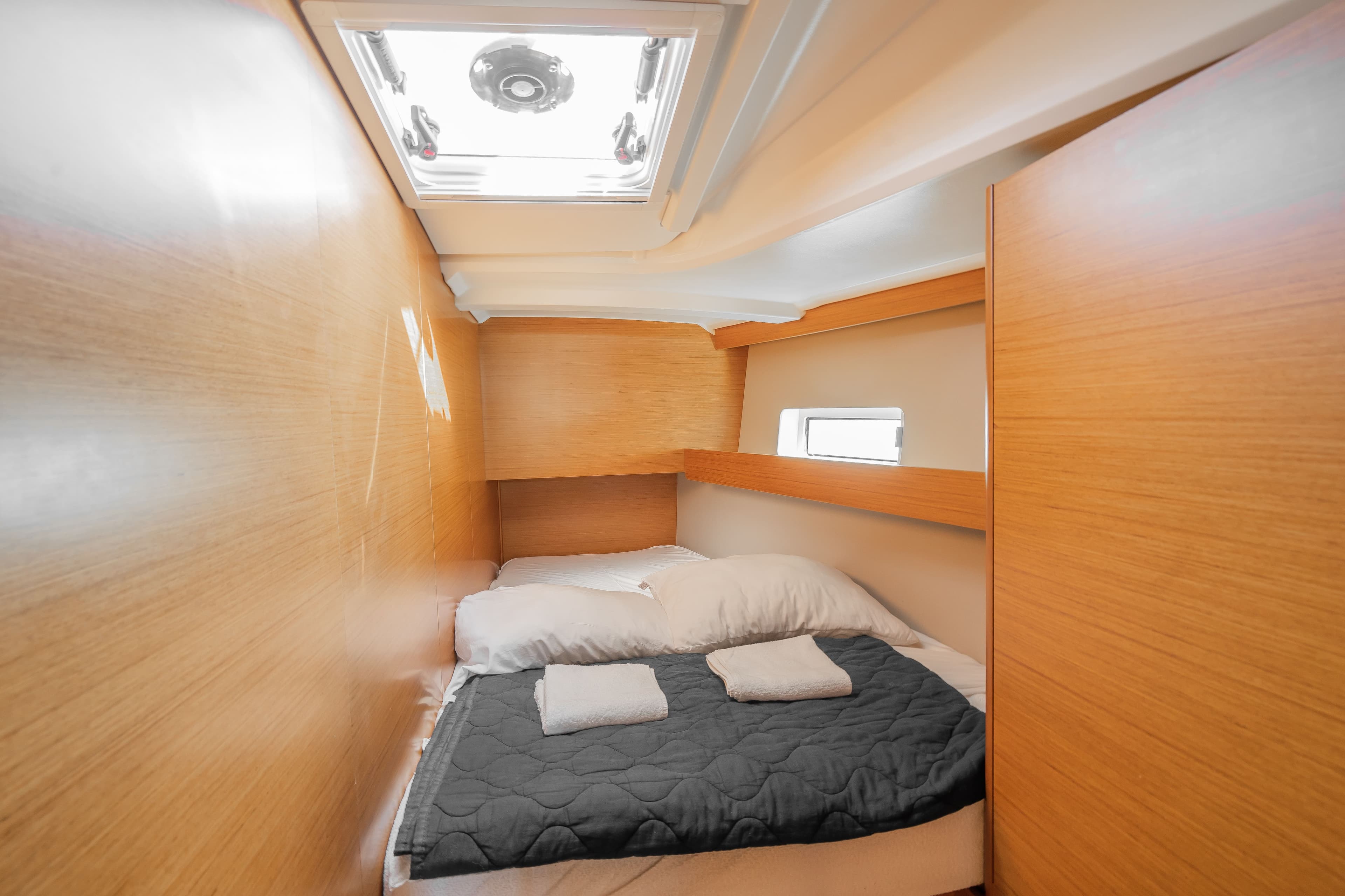 21736451289402996_jeanneau-sun-odyssey-490-15.jpg